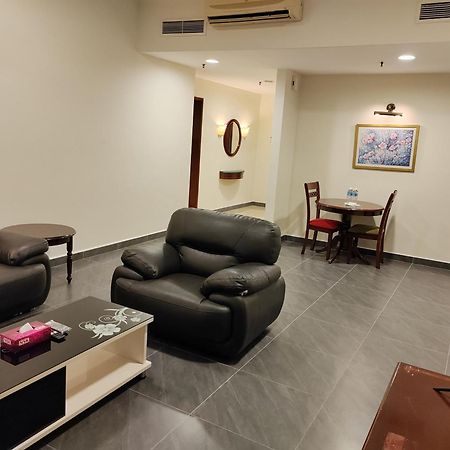 Kl Landmark Apartment At Berjay Times Square Kuala Lumpur Exterior photo