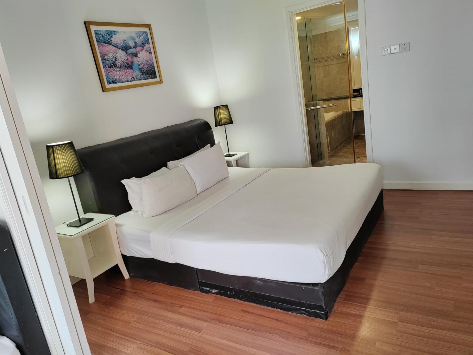 Kl Landmark Apartment At Berjay Times Square Kuala Lumpur Exterior photo